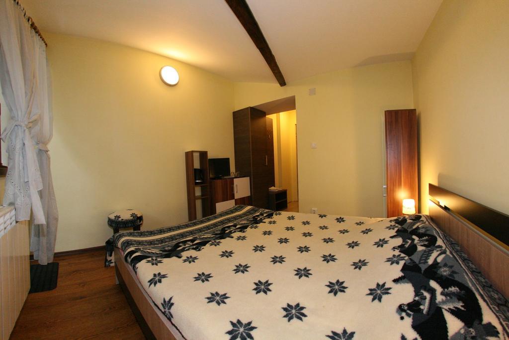 La Buni Busteni Buşteni Quarto foto