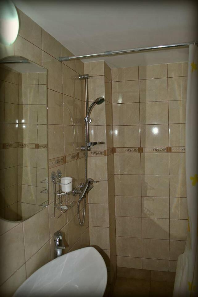 La Buni Busteni Buşteni Quarto foto