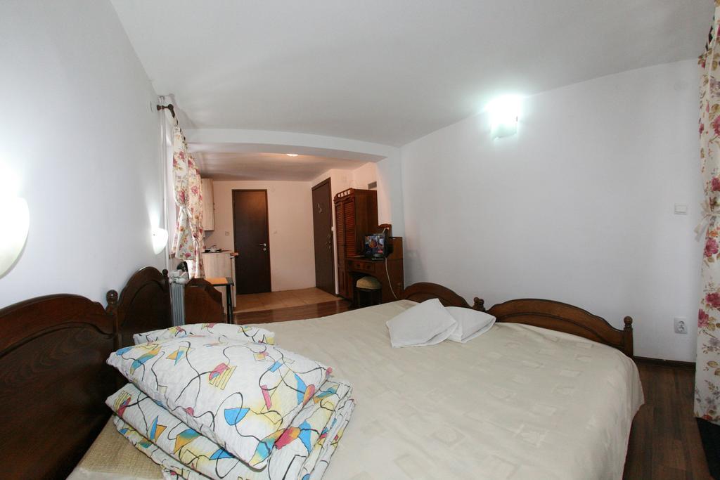 La Buni Busteni Buşteni Quarto foto
