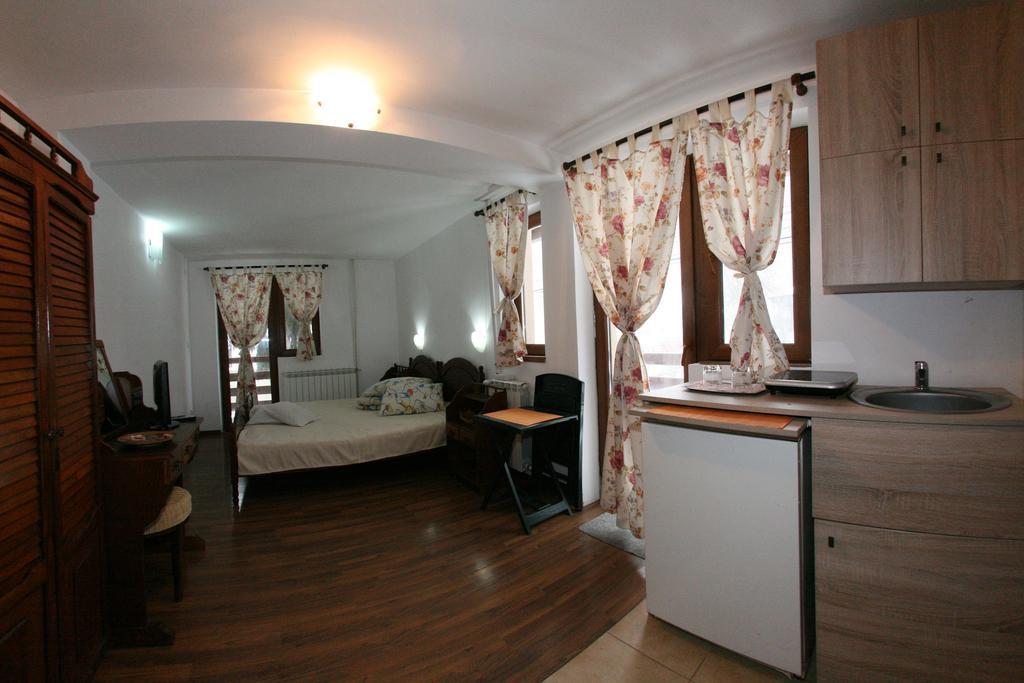 La Buni Busteni Buşteni Exterior foto