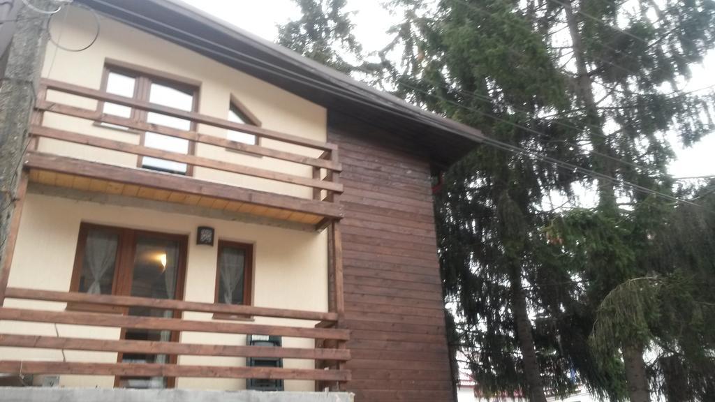 La Buni Busteni Buşteni Exterior foto